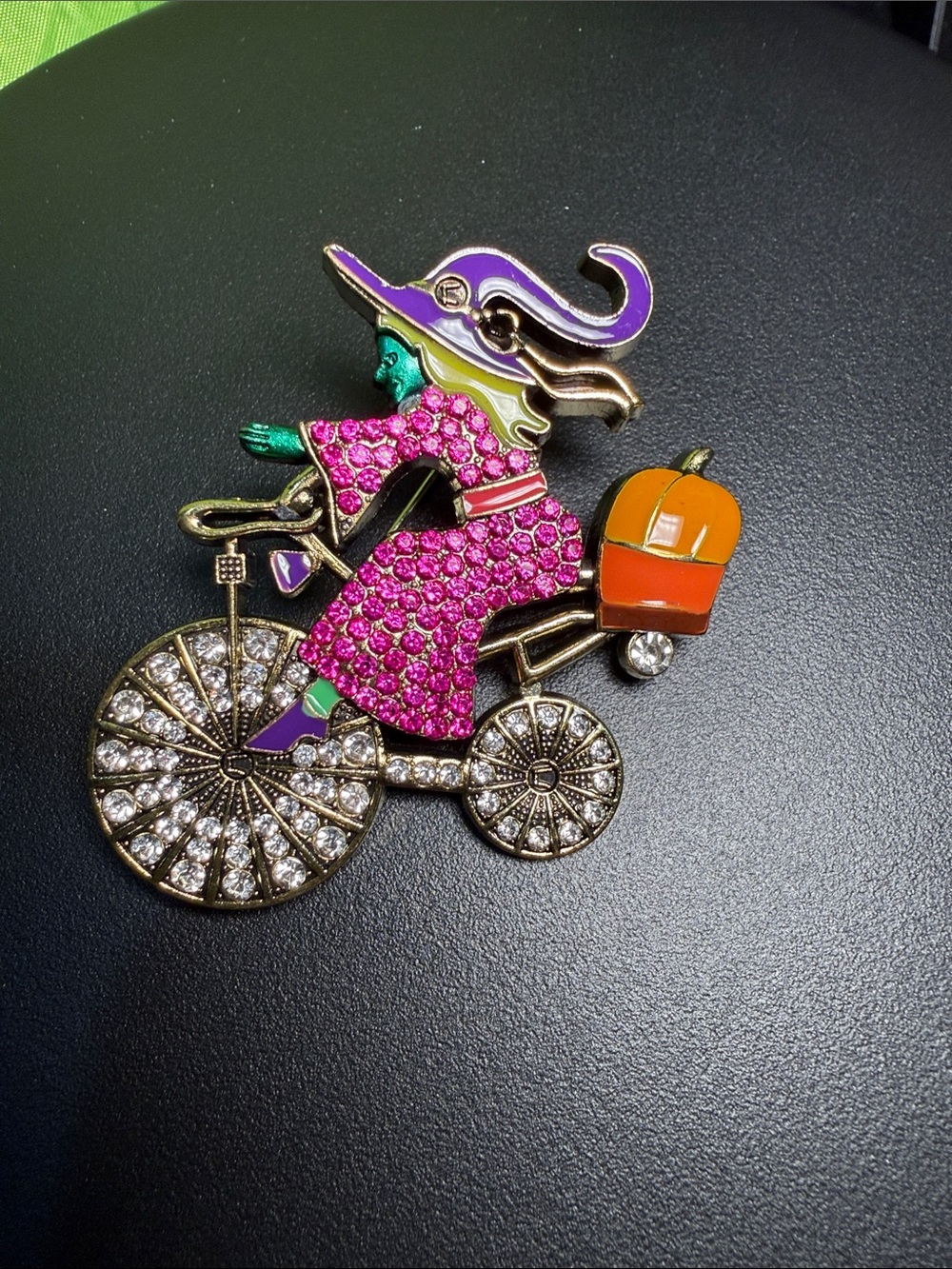witch/bike